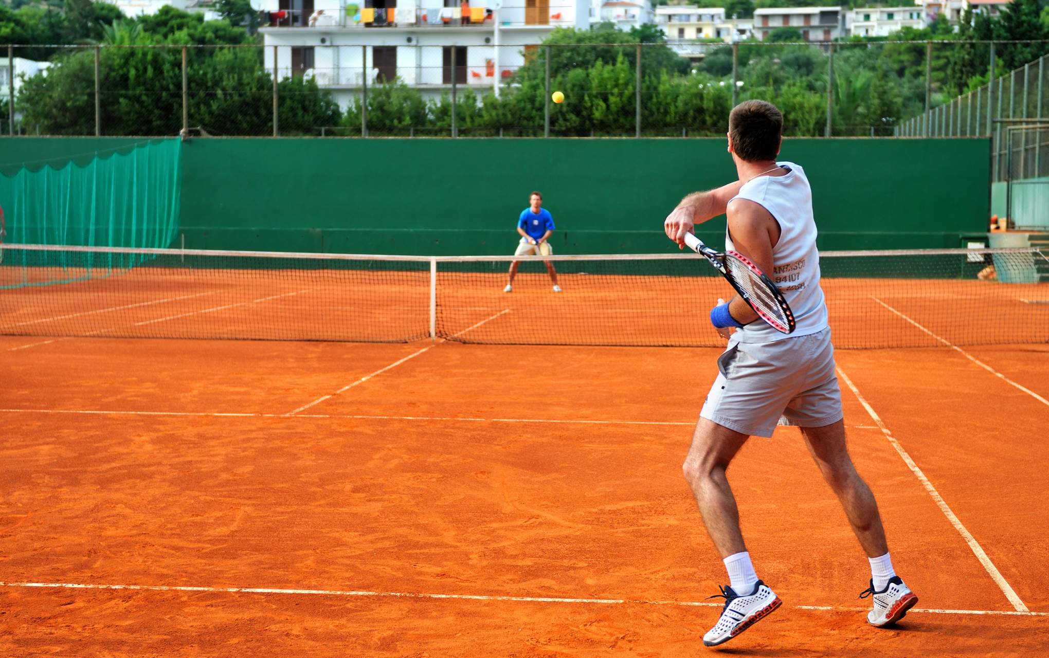 Conclusão sobre o armazenamento da raquete de tenis